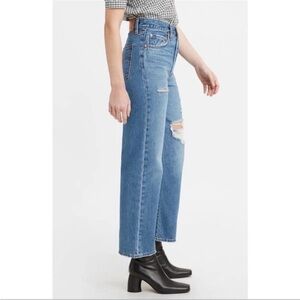 Levi’s Ribcage Straight Ankle Jeans
